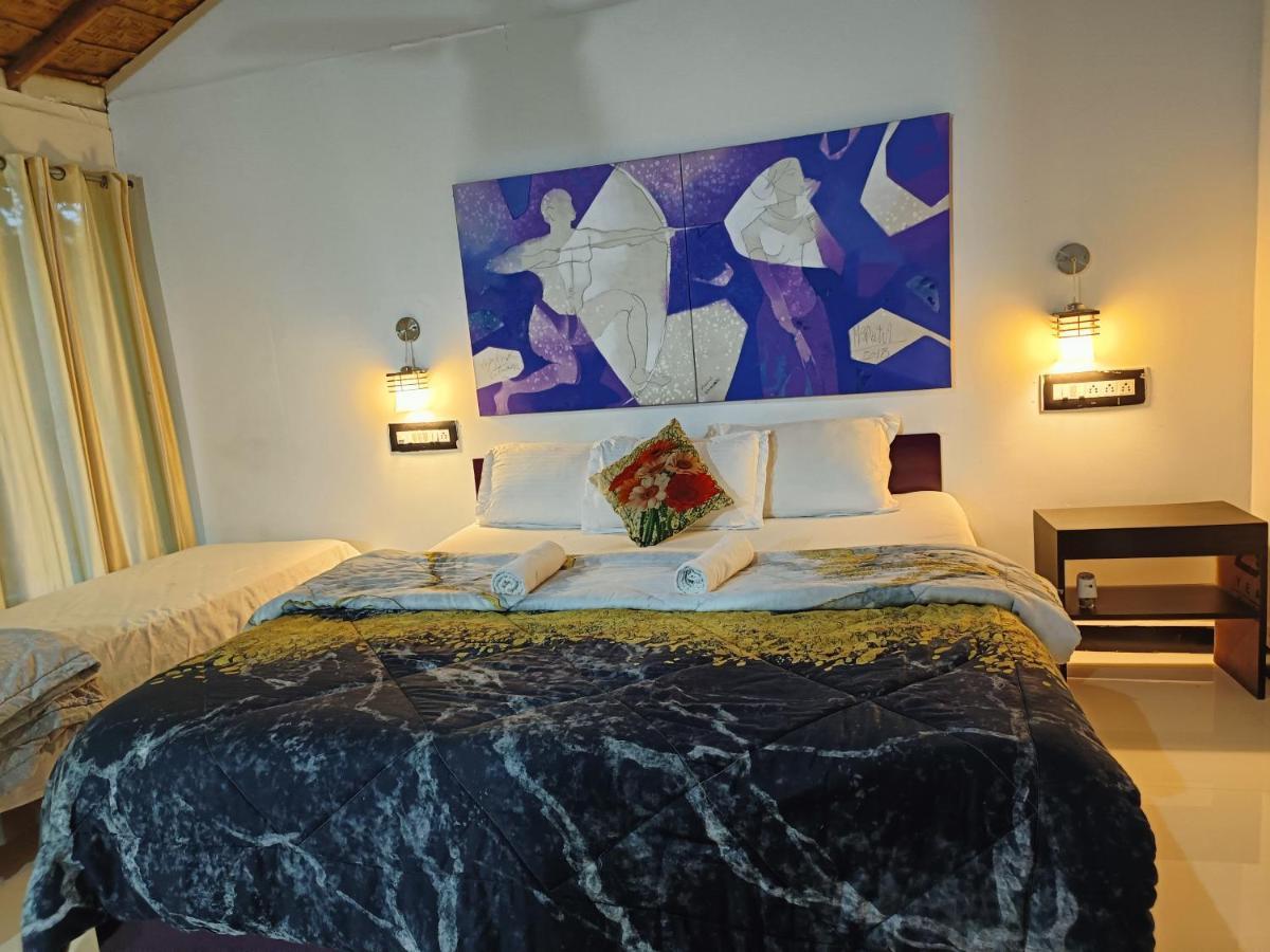 Lotus Riya Home Stay Hampi Exterior foto
