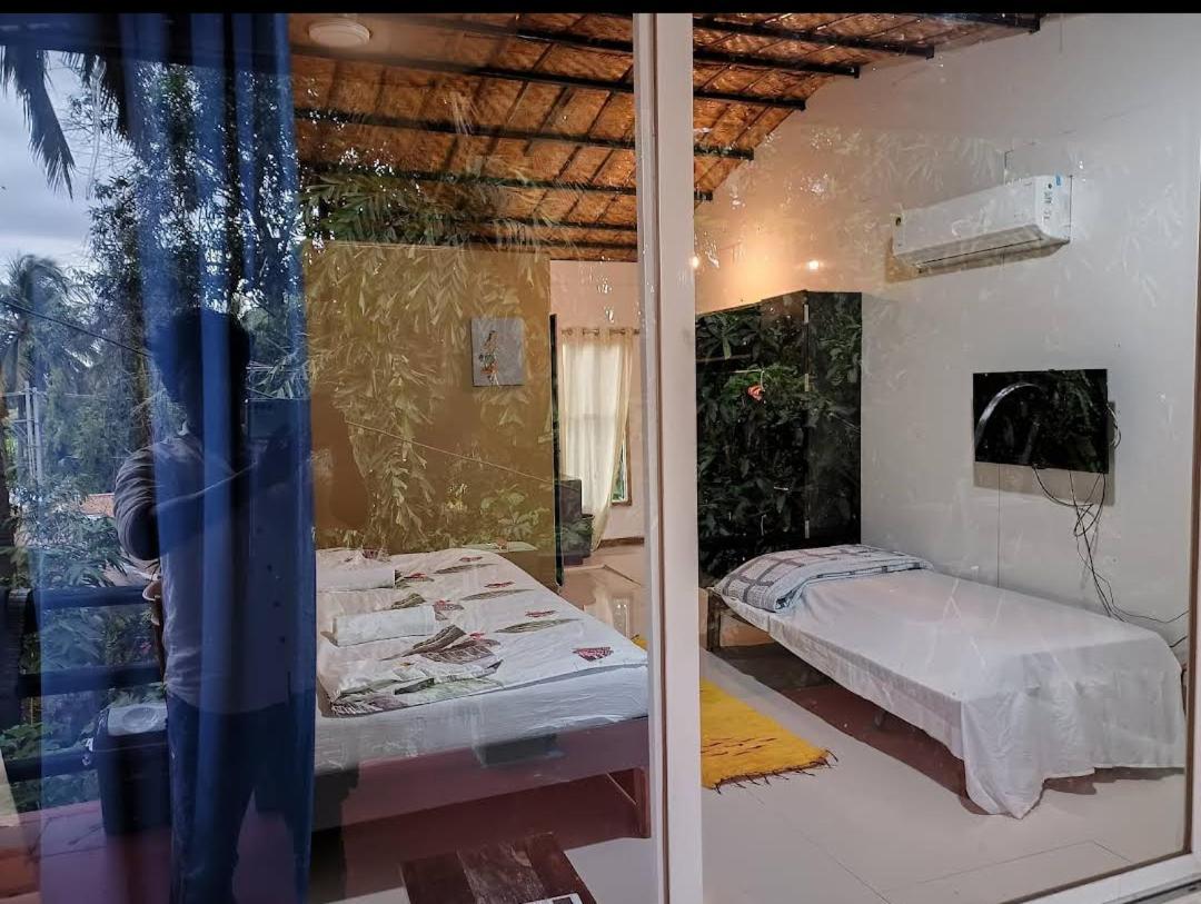 Lotus Riya Home Stay Hampi Quarto foto